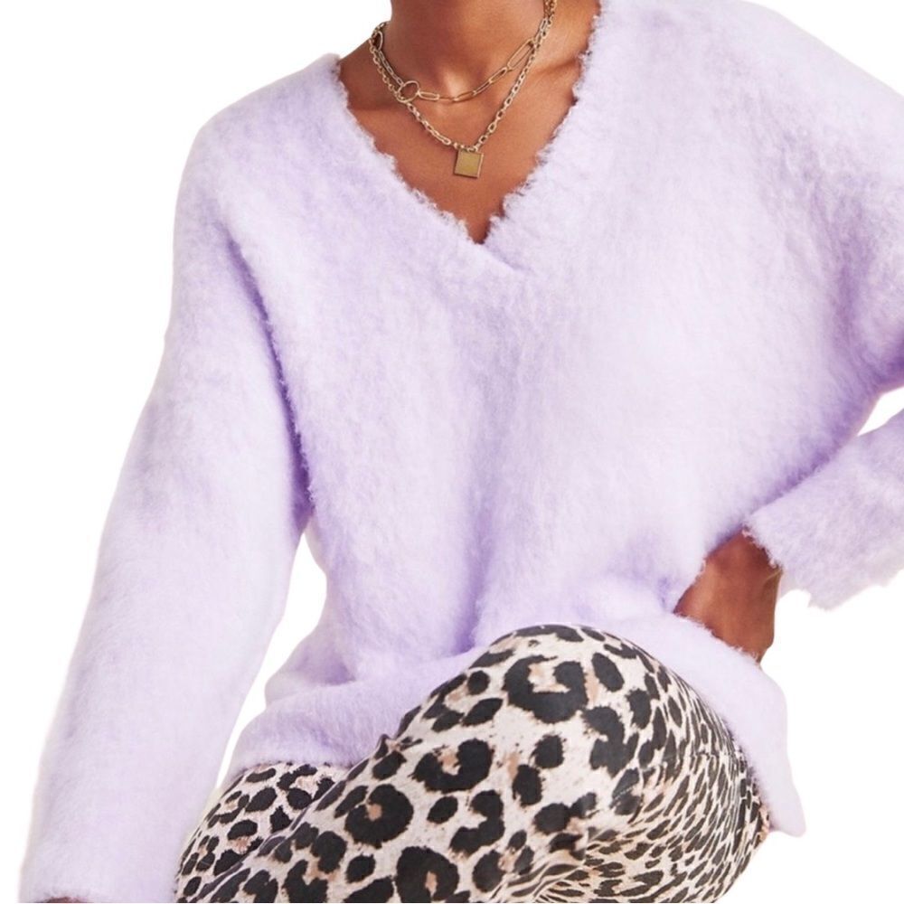 Anthropologie Simone V-Neck Cozy Lavender Box Cut Sweater • XS